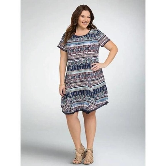 torrid Dresses & Skirts - Torrid Flare Dress Boho Print Challis Flare Hem Cap Sleeve Size 2X Black White